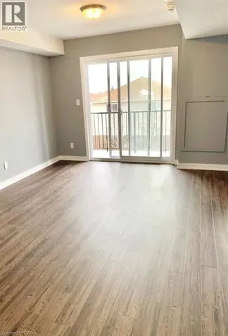 58 Howe Drive Kitchener ON N2E 1J4
