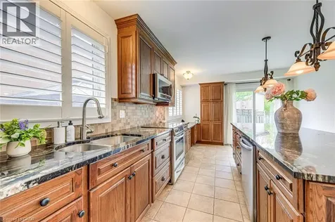 43 Niska Drive Waterdown ON L0R 2H3