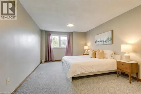 43 Niska Drive Waterdown ON L0R 2H3