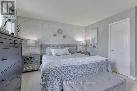 29 Peacock Crescent Ottawa ON K2J 3P8
