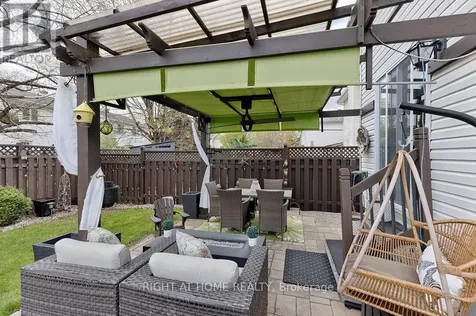 29 Peacock Crescent Ottawa ON K2J 3P8