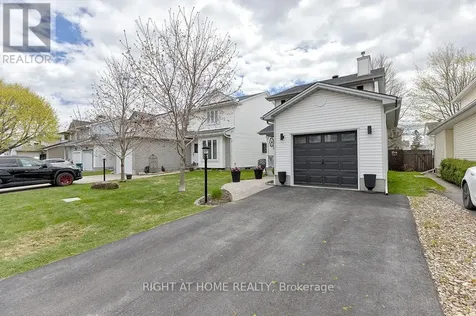 29 Peacock Crescent Ottawa ON K2J 3P8