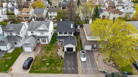 29 Peacock Crescent Ottawa ON K2J 3P8