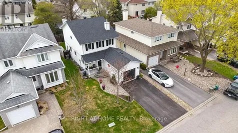 29 Peacock Crescent Ottawa ON K2J 3P8