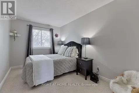 29 Peacock Crescent Ottawa ON K2J 3P8