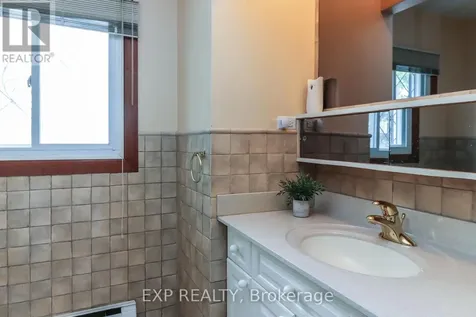 104 Kinsey Place Blue Mountains ON L9Y 0R4