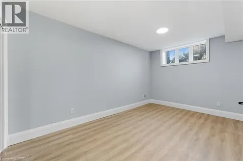 160 Rochefort Street Kitchener ON N2R 0P5