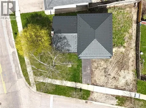 110 Silverspring Crescent Kitchener ON N2M 4P4