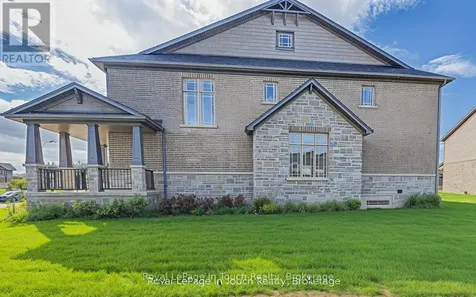 2 Rowland Street Collingwood ON L9Y 5M4