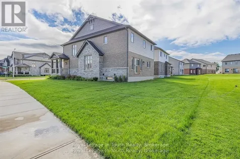 2 Rowland Street Collingwood ON L9Y 5M4