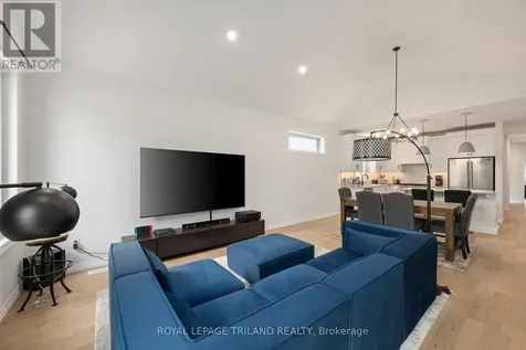 2 Evylean Court St. Thomas ON N5R 0P6