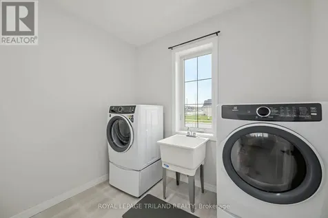 2 Evylean Court St. Thomas ON N5R 0P6