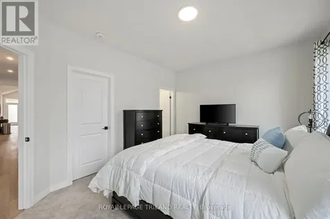 2 Evylean Court St. Thomas ON N5R 0P6