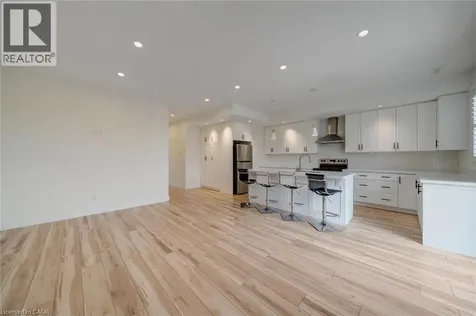 781 Oliva Street Pickering ON L1W 2V9