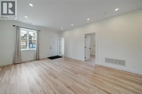781 Oliva Street Pickering ON L1W 2V9