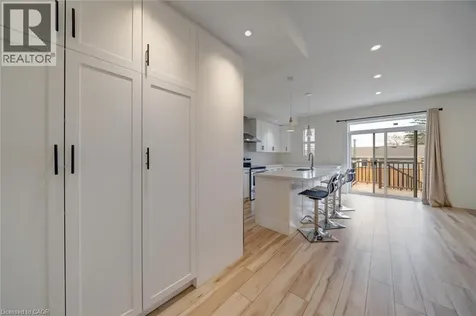 781 Oliva Street Pickering ON L1W 2V9