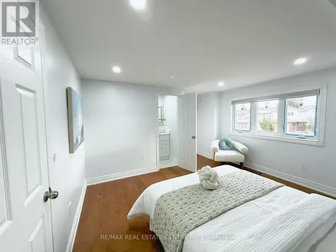 498 Bankside Drive Kitchener ON N2N 3J3