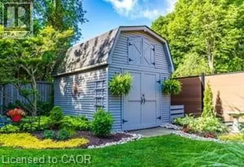 66 Garden Avenue Ancaster ON L9G 2J5