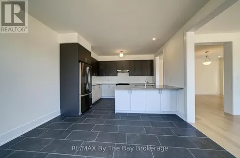 63 Rosanne Circle Wasaga Beach ON L9Z 0M8