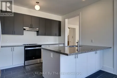 63 Rosanne Circle Wasaga Beach ON L9Z 0M8