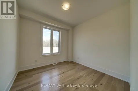 63 Rosanne Circle Wasaga Beach ON L9Z 0M8