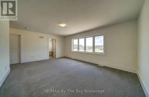 63 Rosanne Circle Wasaga Beach ON L9Z 0M8