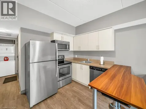 321 Spruce Street Waterloo ON N2L 0G4
