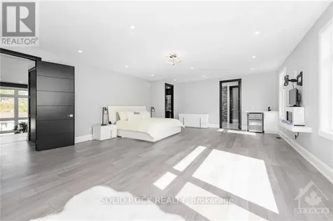 224 Roger Road Ottawa ON K1H 5C6