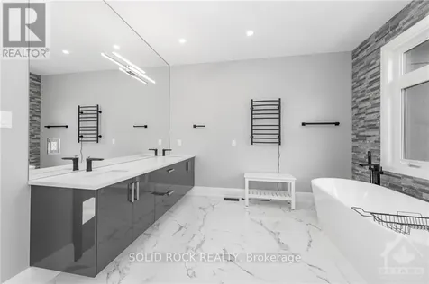 224 Roger Road Ottawa ON K1H 5C6