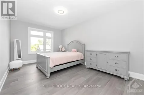 224 Roger Road Ottawa ON K1H 5C6