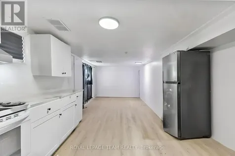 105 Jolliet Avenue Ottawa ON K1L 5H1