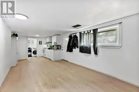 105 Jolliet Avenue Ottawa ON K1L 5H1