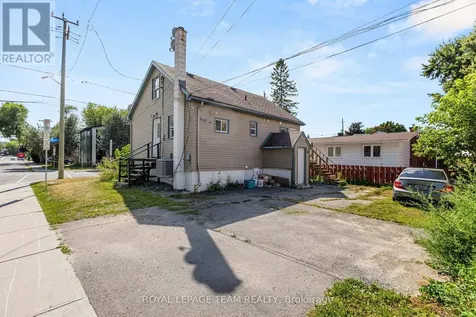 105 Jolliet Avenue Ottawa ON K1L 5H1