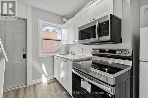 105 Jolliet Avenue Ottawa ON K1L 5H1