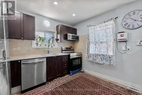 105 Jolliet Avenue Ottawa ON K1L 5H1