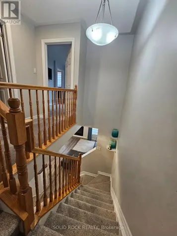 255 Catamount Court Ottawa ON K2M 0A9