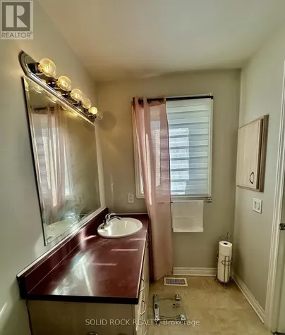 255 Catamount Court Ottawa ON K2M 0A9