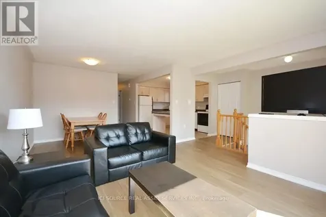 26 Louise Lane Orillia ON L3V 7W1