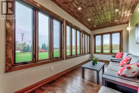 9 Windrose Valley Boulevard Clearview ON L9Y 0K2