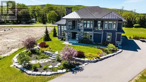 9 Windrose Valley Boulevard Clearview ON L9Y 0K2