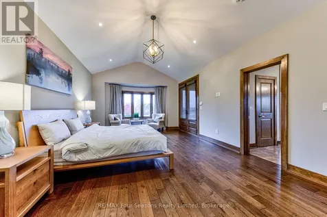 9 Windrose Valley Boulevard Clearview ON L9Y 0K2
