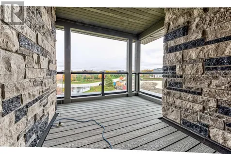 9 Windrose Valley Boulevard Clearview ON L9Y 0K2