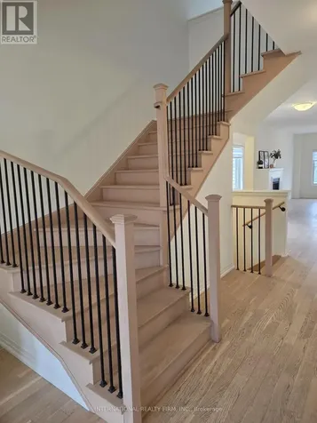 23 Harvest Crescent Barrie ON L9J 0T3