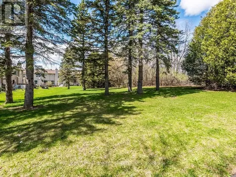 22C Maple Ridge Crescent Ottawa ON K2J 3L2