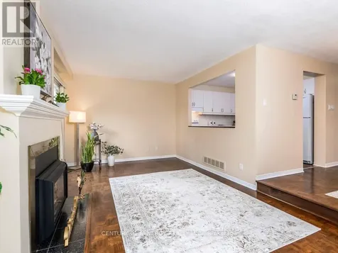 22C Maple Ridge Crescent Ottawa ON K2J 3L2