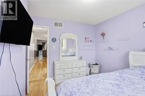 593 Grey Street Brantford ON N3S 4X9