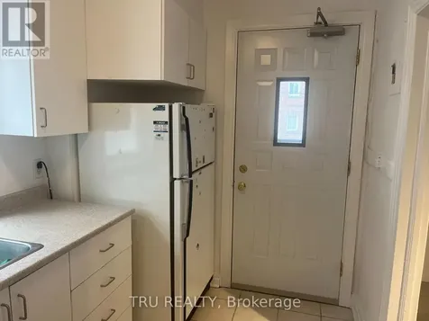 384 Blake Boulevard Ottawa ON K1L 6L2