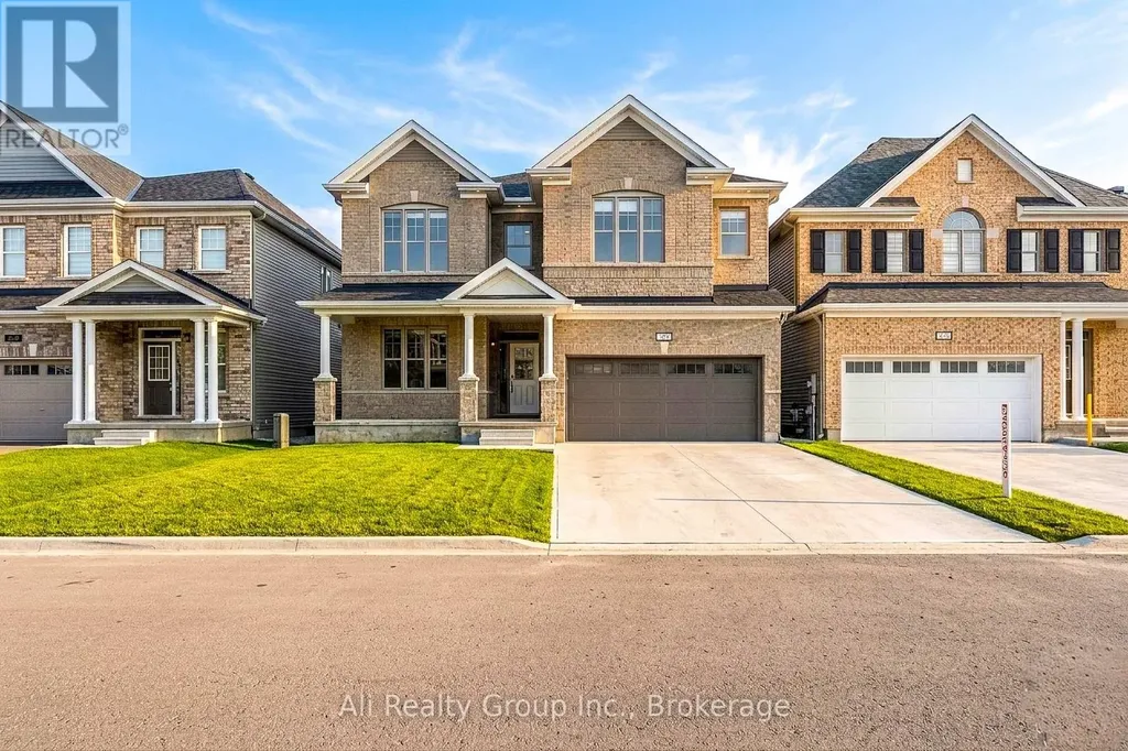 38 Mudminnow Crescent Ottawa ON K4A 5H8
