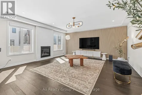 38 Mudminnow Crescent Ottawa ON K4A 5H8