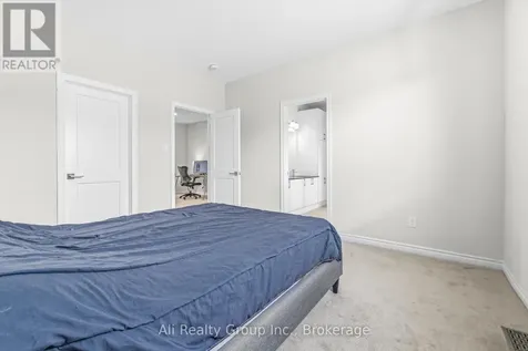 38 Mudminnow Crescent Ottawa ON K4A 5H8